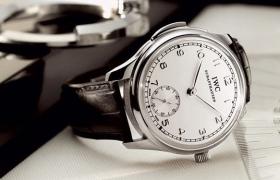 万国腕表发条坏原因解析（维护与修复指南）