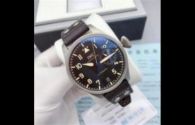 万国哪个颜色保值